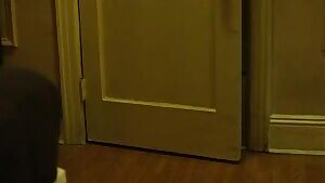 Simone Missick gets her plots squeezed in Luke Cage S01E01