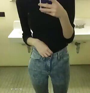 Being a little risky in my dorm bathroom 😋