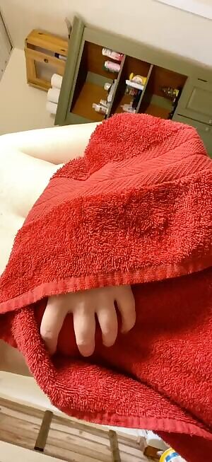 Help me dry off?💦😏 22