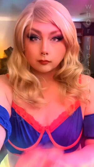 Beautiful Transwomen Amateur Blonde Cosplay Fetish