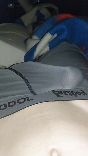 La da de, titles are boring, my cock is throbbing