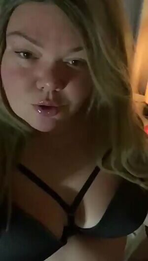 a little striptease for the ones browsing in new