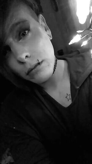 I haven’t posted here in forever, hai how ya doin