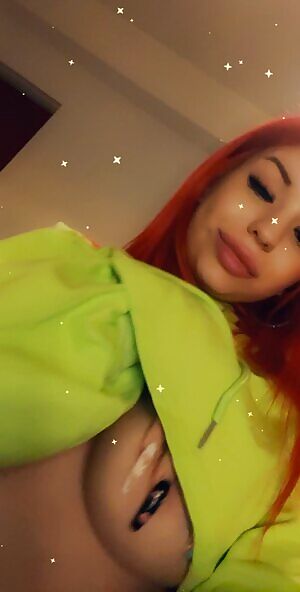 Let’s get naughty baby! I’m so horny and waiting for you right now 👅 Available for  custom   and other requests.