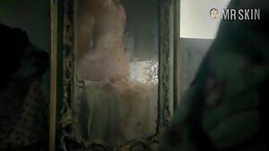 Jessica Parker Kennedy & Nevena Jablanovic - Black Sails - S03E08