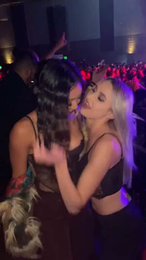 God, girls are the absolute best! I just want to kiss them, and touch them, and-