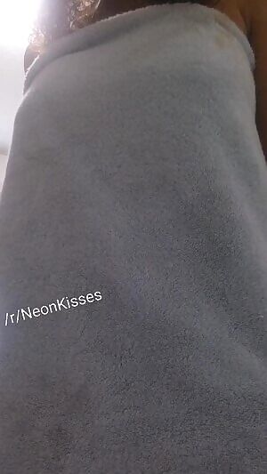 Spoiler alert: In this GIF my towel falls and I'm naked underneath