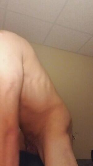 It's gonna be a 15 hour work day for me today, someone sexy meet me at my place put me to bed and fuck me in?