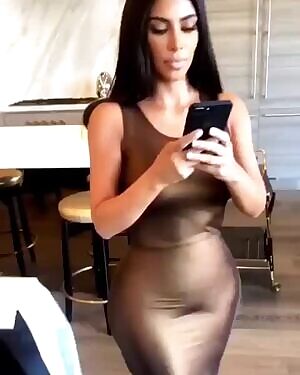 Kim Kardahsian Curves
