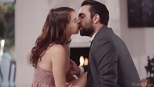 Ellie Eilish - Love, Lust What Is The Difference