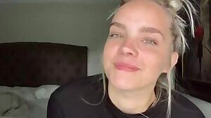 Pretty Girl Do Tittydrop