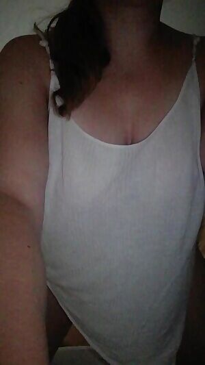 Touching myself, wishing you were here to help me 💋