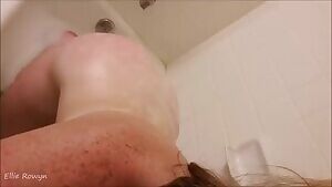 My Favorite Way to Relax: Fingering Myself in the Bath