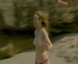 Rachel McAdams - topless