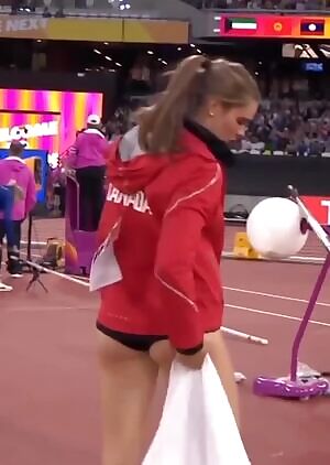 Pole vaulter with a big air foil