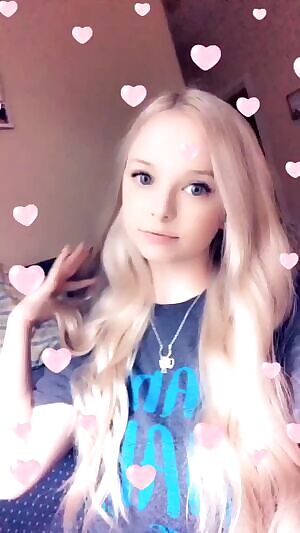 6782430782 text me for more <333 I take cashapp <3 fetish friendly <3 pretty feet<3