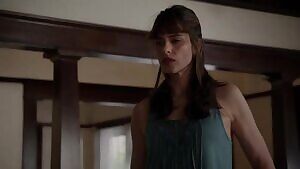 Amanda Peet topless in Togetherness