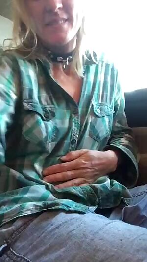 rubbing one out in the car🔊🔊