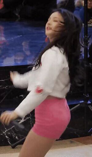 Remember when Momoland was this close to becoming a slut group?