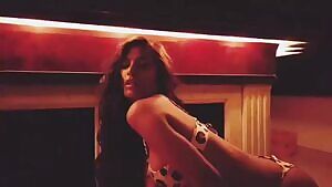 Poonam Panday bedtime stories GIF by pointstar