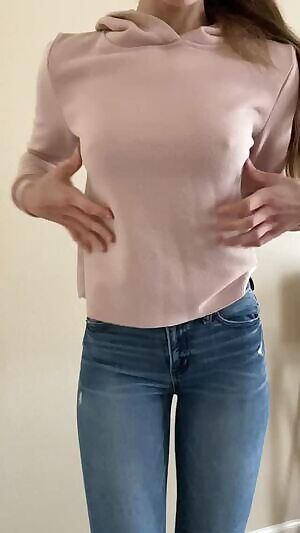 Who likes extra small girls with extra un nipples?