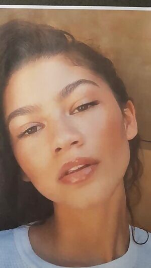 Covering Zendaya's glossy lips