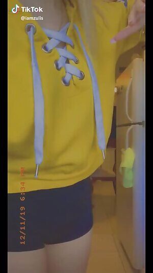 Wait until she turns around....🍑👀