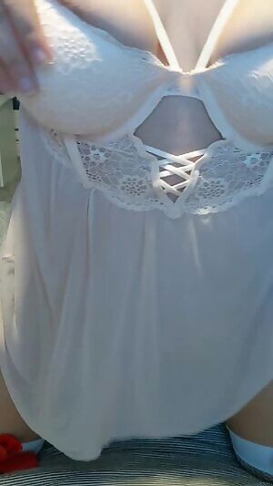 Who wants their very own custom British milf video? Or a dirty one on one session