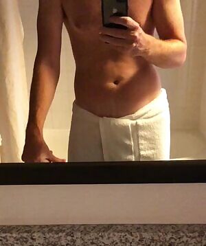 Do you ever hear a song come on and you can’t help but dance? #TBT