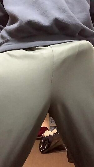 As if you couldn’t see it clearly enough in these tight pants...