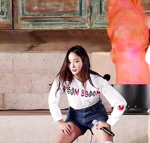 Momoland - Yeonwoo