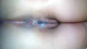 Spilling the cum i put in her