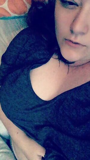 Don't I make you just wanna cum all over me? 😘