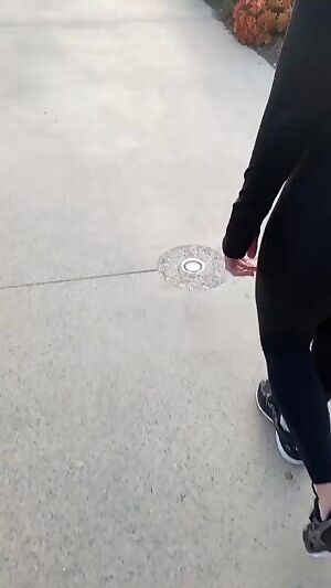 Tip drill pawg's phat ass up close while running