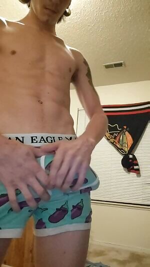 So horny, come play with my eggplant🍆😉😈