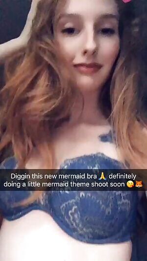 🦊This tight little fox is turning 21 tomorrow- as a birthday promo my regular story is now free until October! I'd also love to your cock 😉🦊