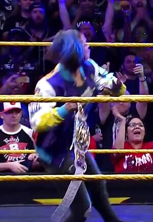 I would do anything for Bayleys big butt