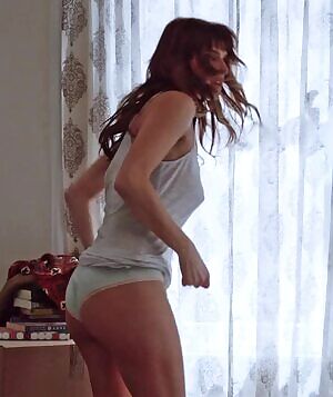 Lake Bell - How to Make It in America