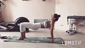 Vera Brezhneva exercises ↓ ↑ ↓ ↑