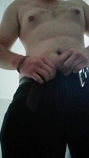 26 Hello from a 26 South African safari guide. Ladies, interested in some wild times 😉