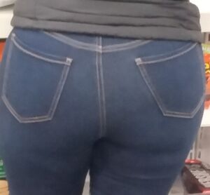 No Face Ass r/CaughtPublic
