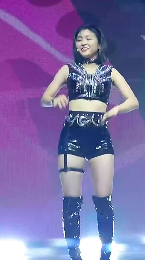 ITZY - Ryujin feat. Yeji & Chaeryeong