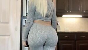 The Ultimate Pawg