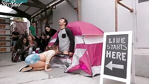 Gia Derza - Wild Black Friday Line Up