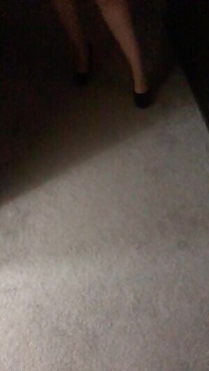 I want to see how many well endowed men find me attractive...am i worthy of yours?!?!