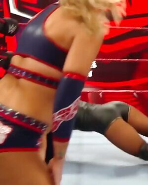 God I wanna blow my load all over Peyton's ass