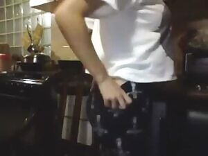 Dreianova Mooning and Flashing