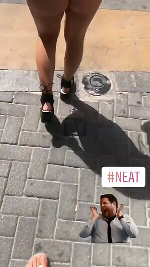 Showing off your gf to instagram