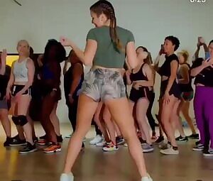 Now that’s how you move an ass