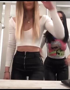 One more pre-dance🌶